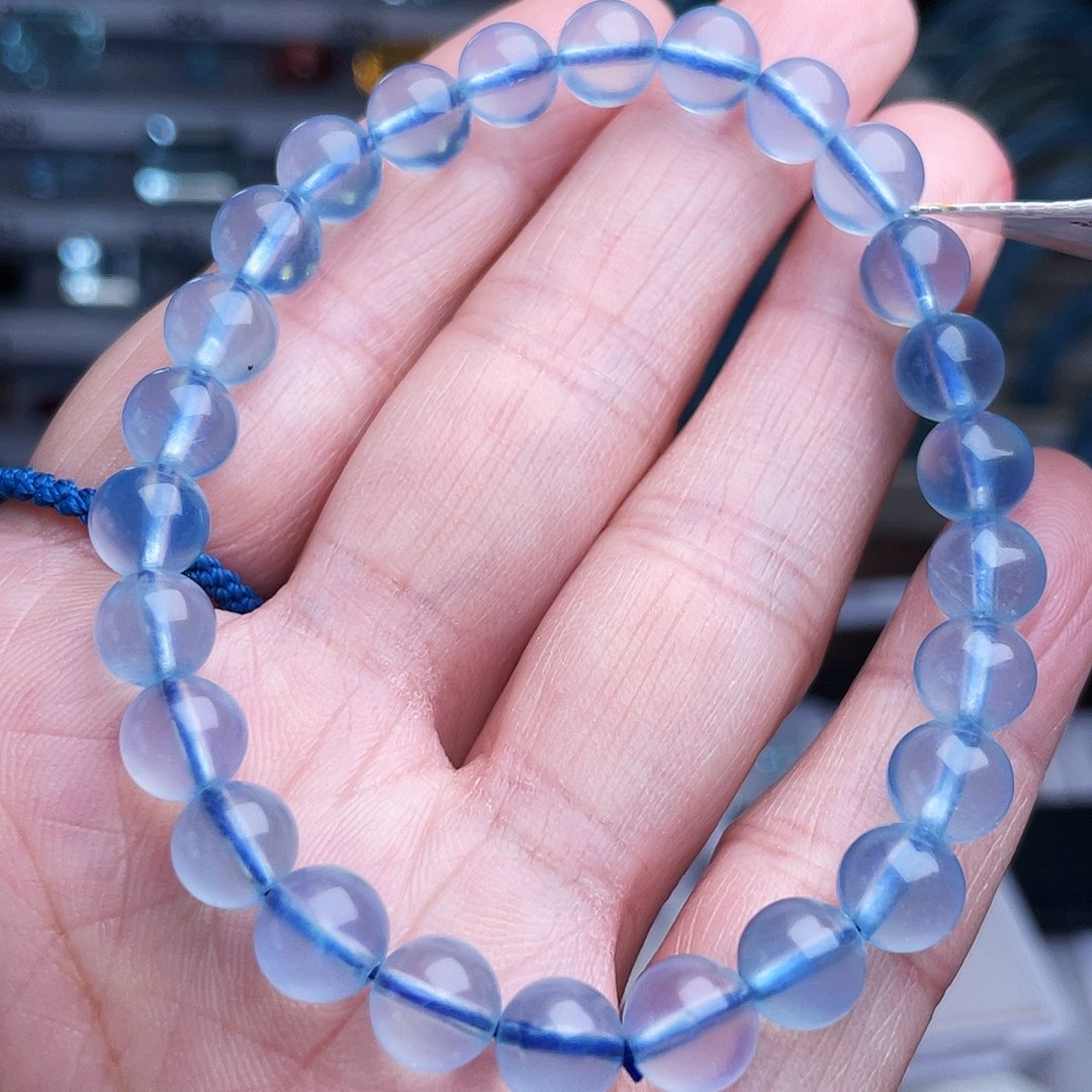 幸****3海蓝冰透水润光泽手串
