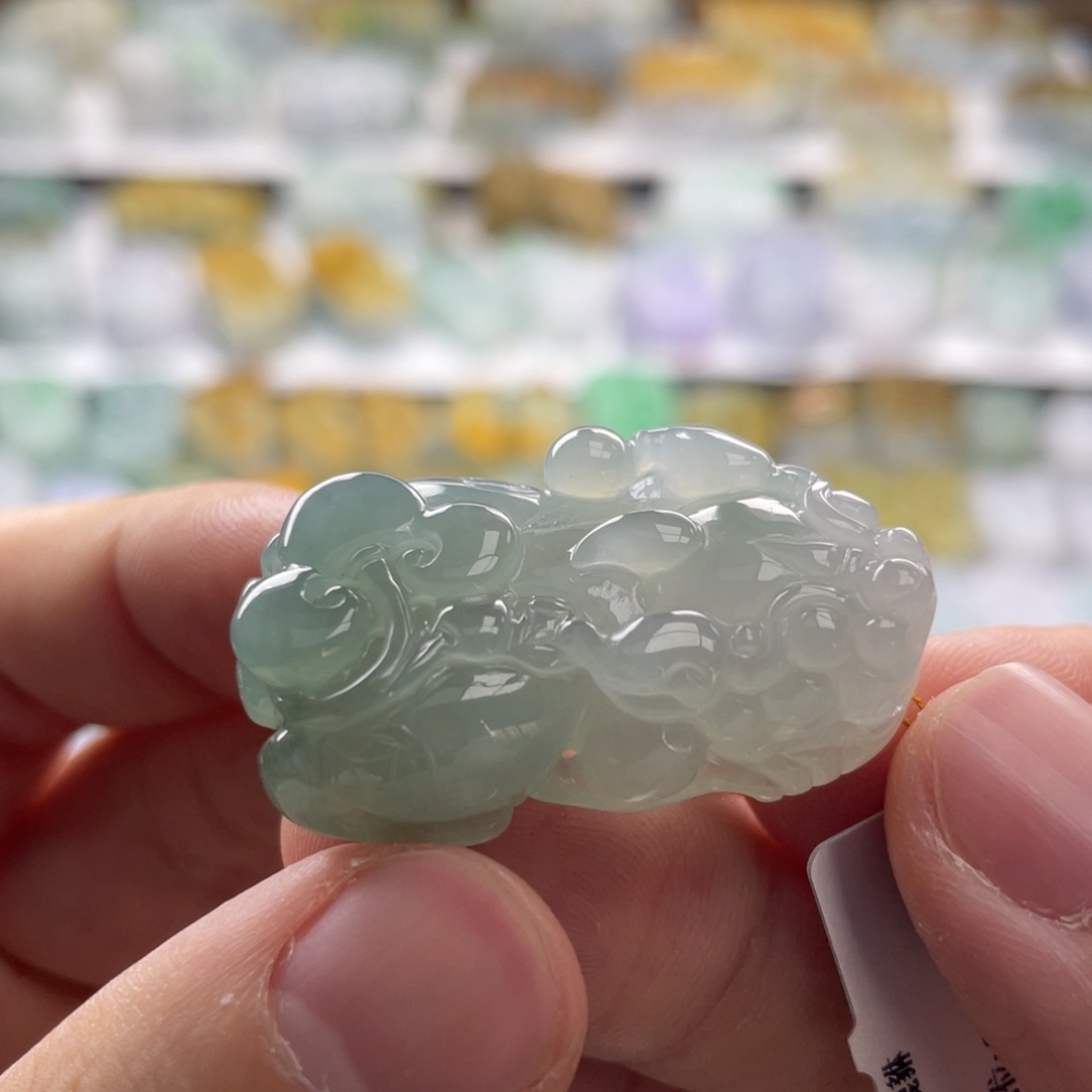 翡翠未镶嵌颈饰貔貅11