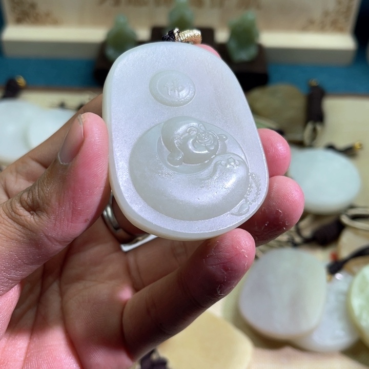 颈饰未镶嵌和田玉?****?