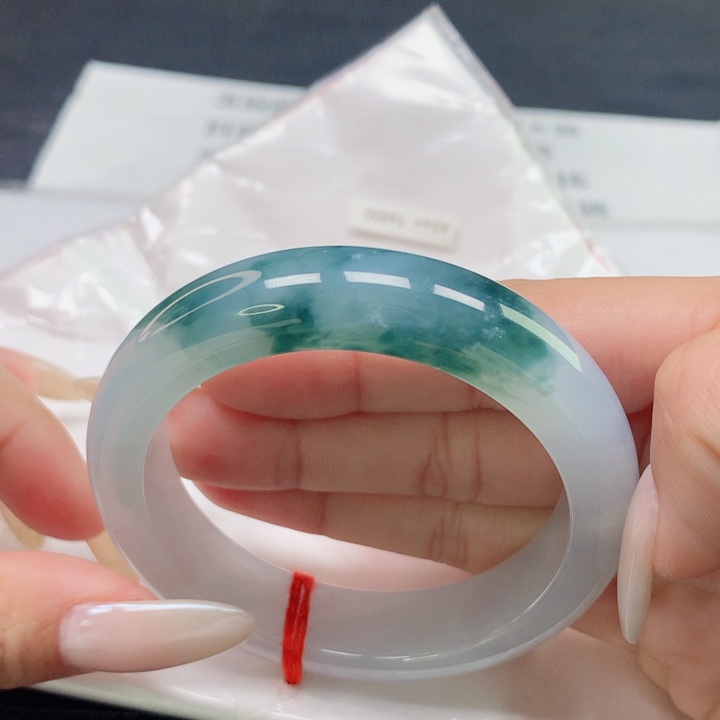 翡翠未镶嵌手镯5455