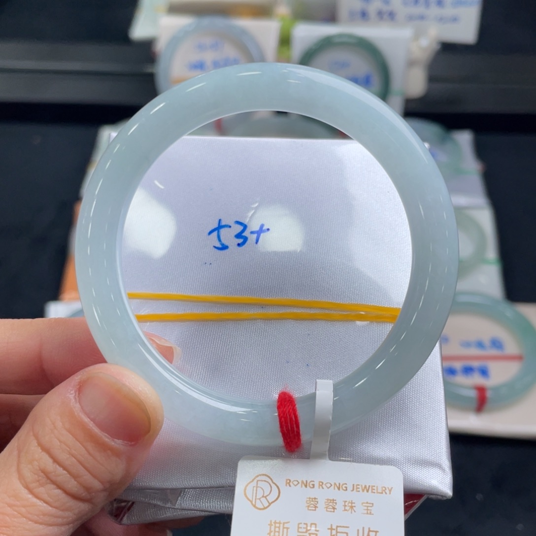 翡翠未镶嵌手镯翡翠手镯