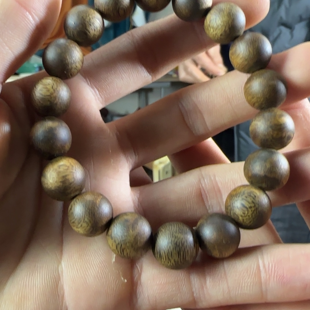 s***7奇楠沉香手串卡1.2 