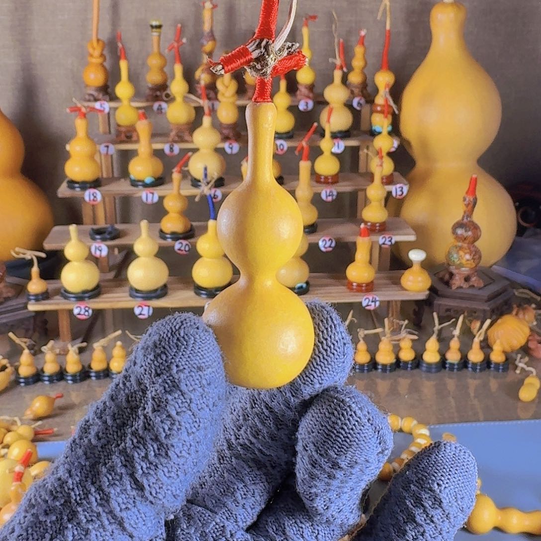 丁***力聚缘葫芦工艺品店