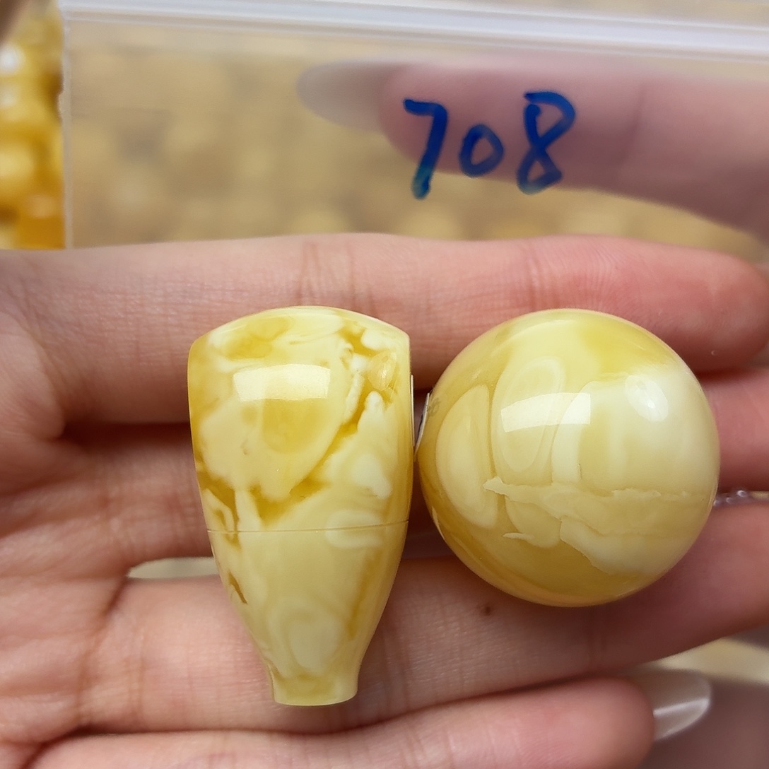 随***吧蜜蜡未镶嵌裸石蜜蜡