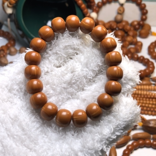 橄榄核吊坠陈*领1.18老型手串