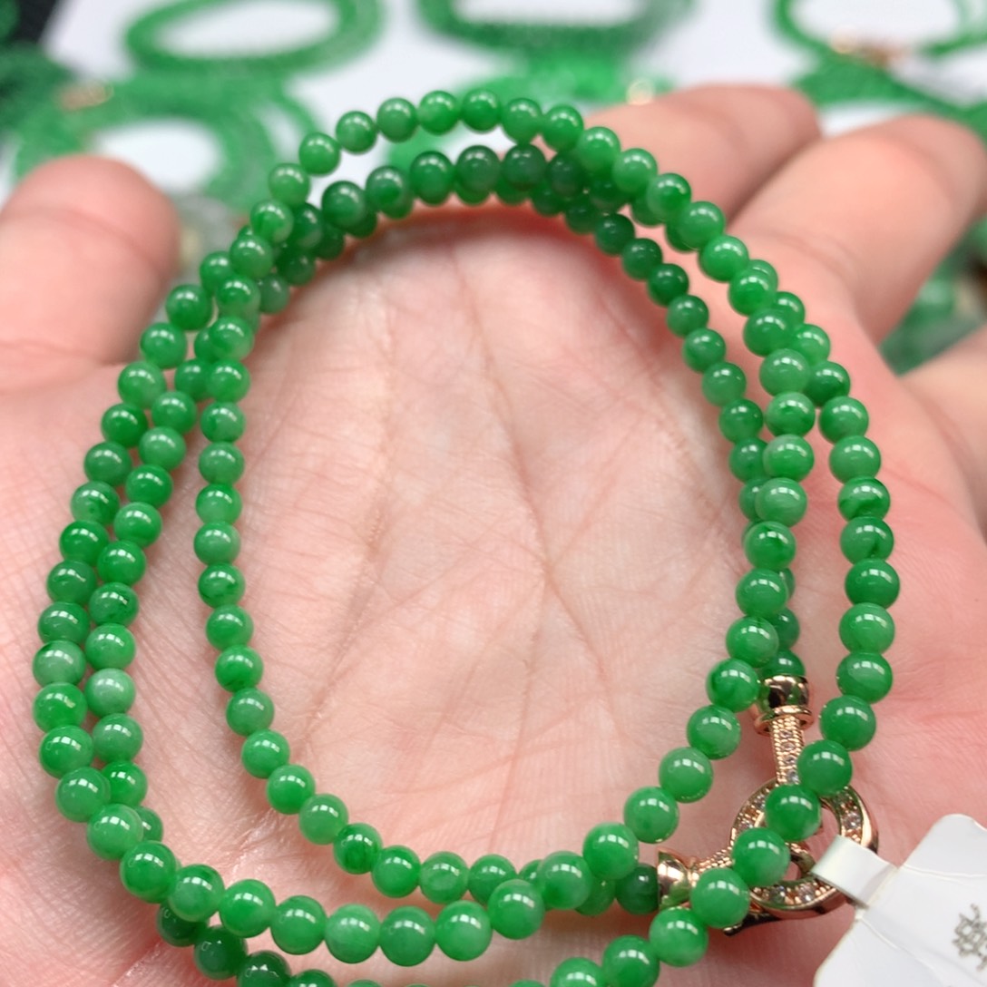 翡翠手链未镶嵌翡翠