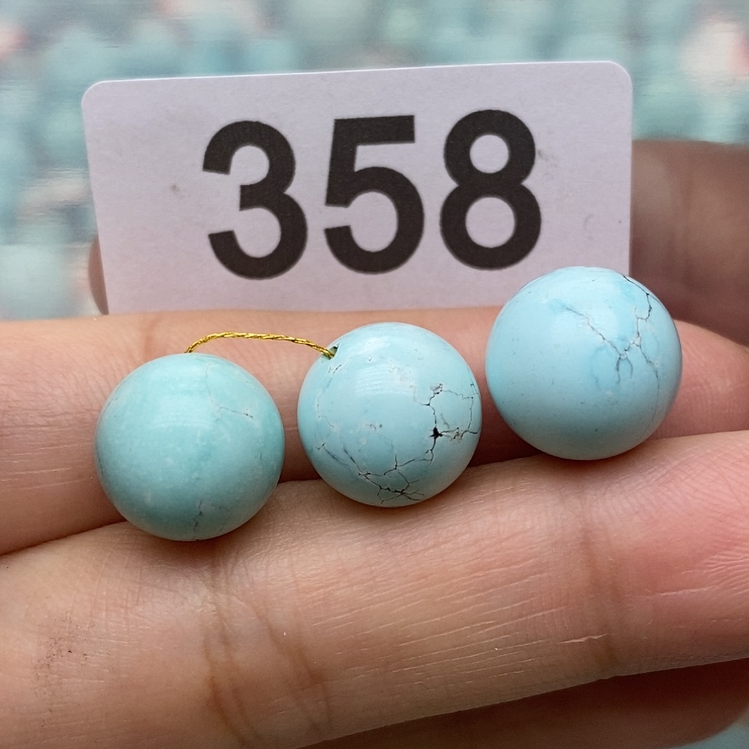 悟***空绿松石未镶嵌珠宝奇石