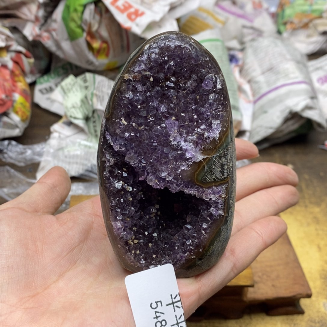 紫晶乌拉圭未镶嵌
