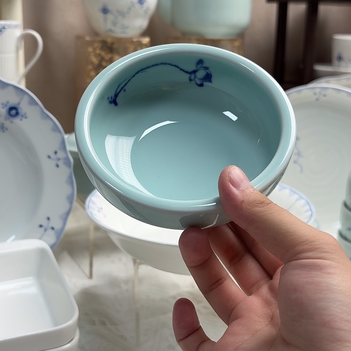 12cm莲趣小碗。     