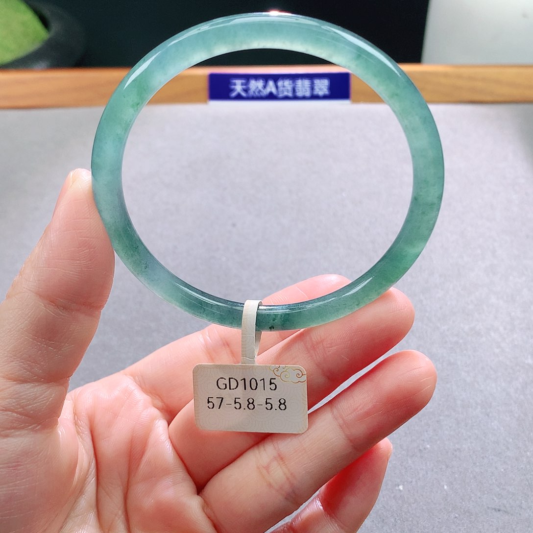 未镶嵌手镯翡翠天然翡翠手镯a货