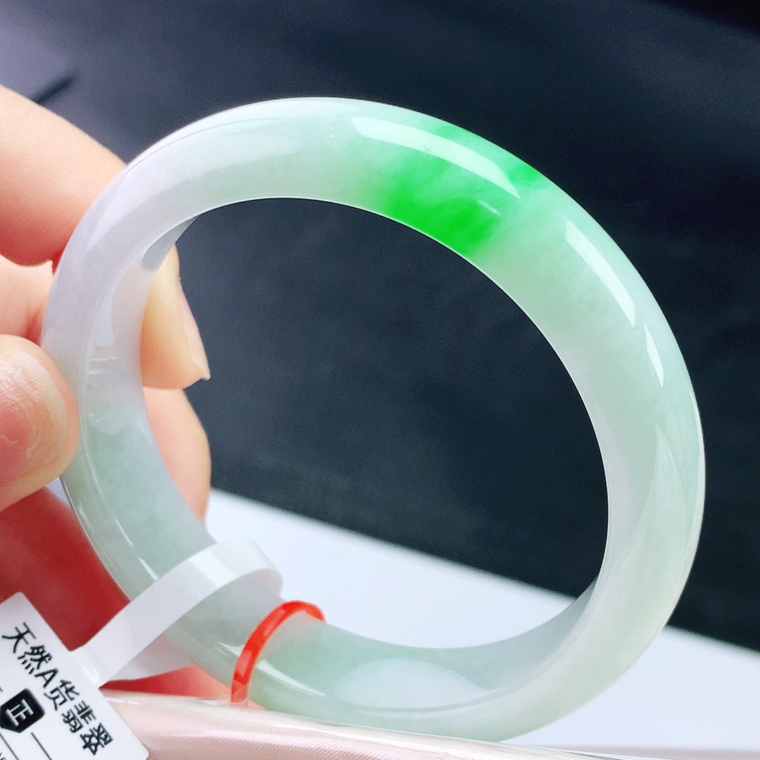 未镶嵌手镯翡翠55圈