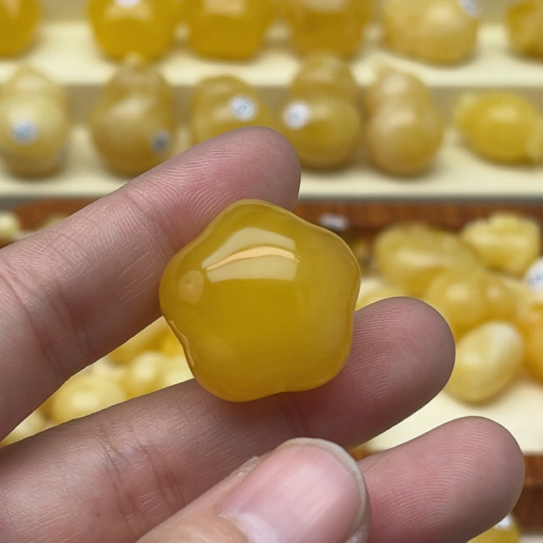 天然原矿蜜蜡星星，23.2✖️23✖️17.9，5.6