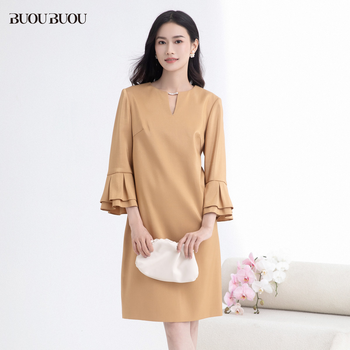 【粉丝专享】BuouBuou水滴领装饰拼接喇叭袖连衣裙女裙子BJ3G211