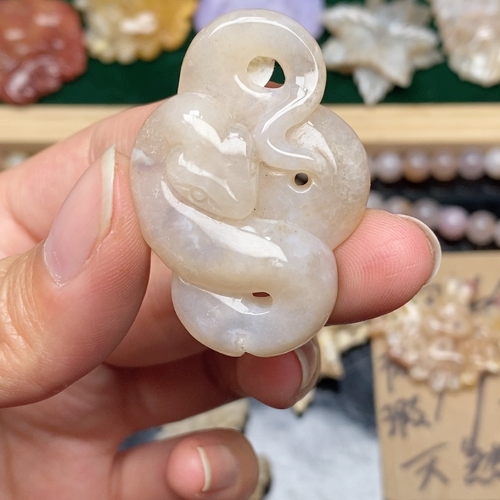 硅化珊瑚（珊瑚玉）手镯未镶嵌