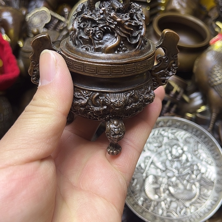 诚信经营精美铜器