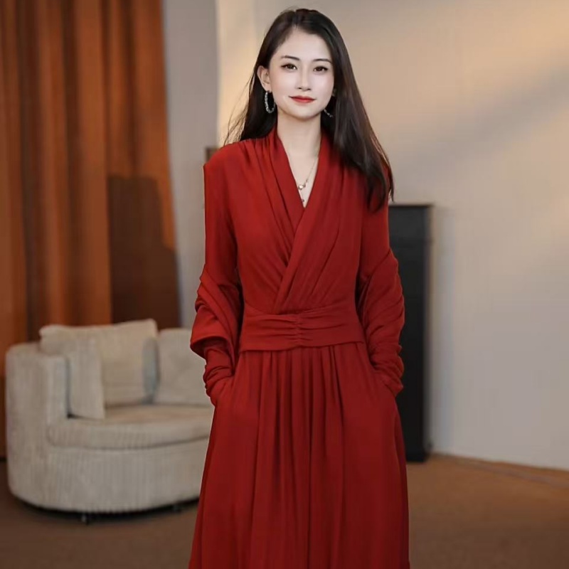 【万千】 法式高级感V领高腰设计显瘦长裙-HZ1139