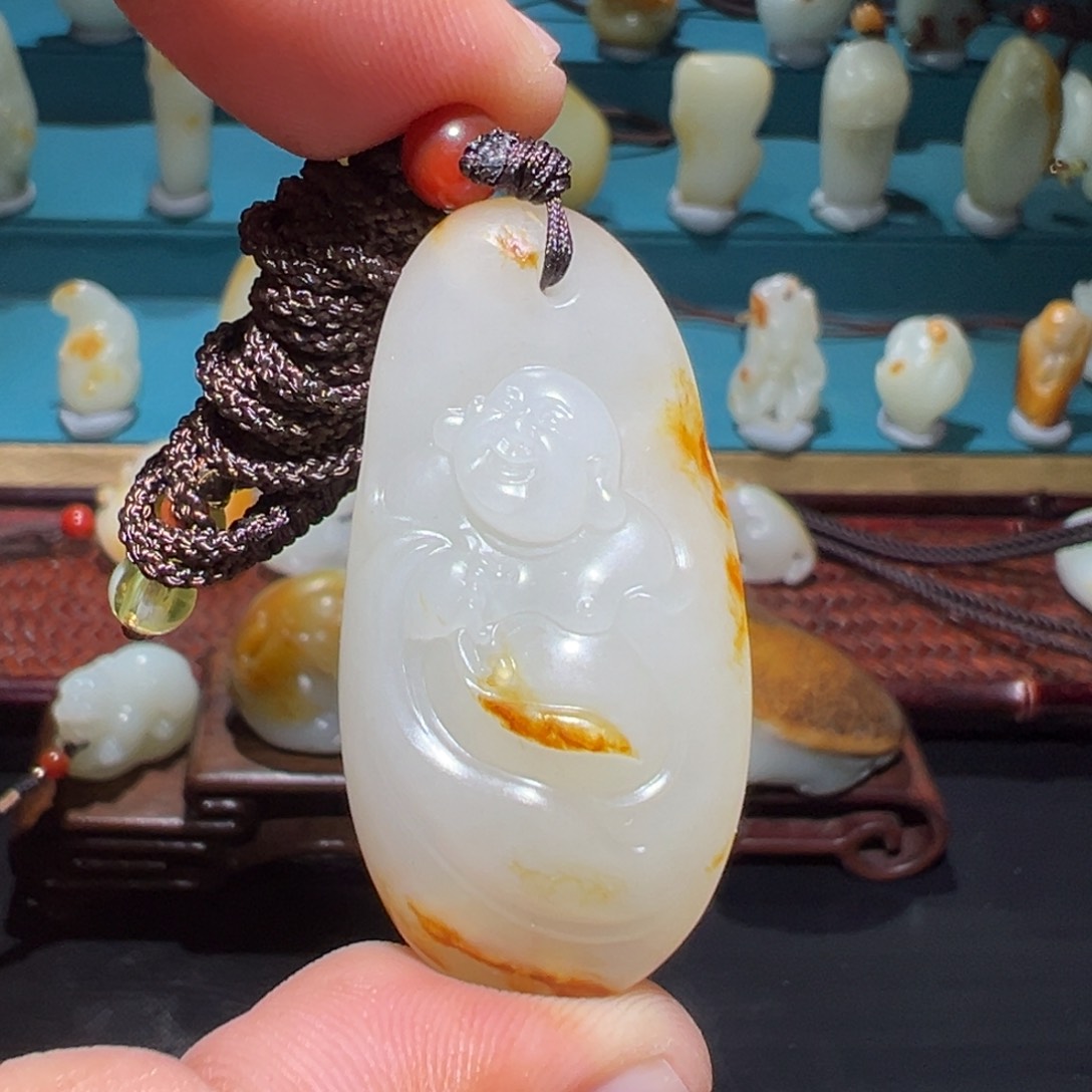 颈饰未镶嵌和田玉（子料）上****藕