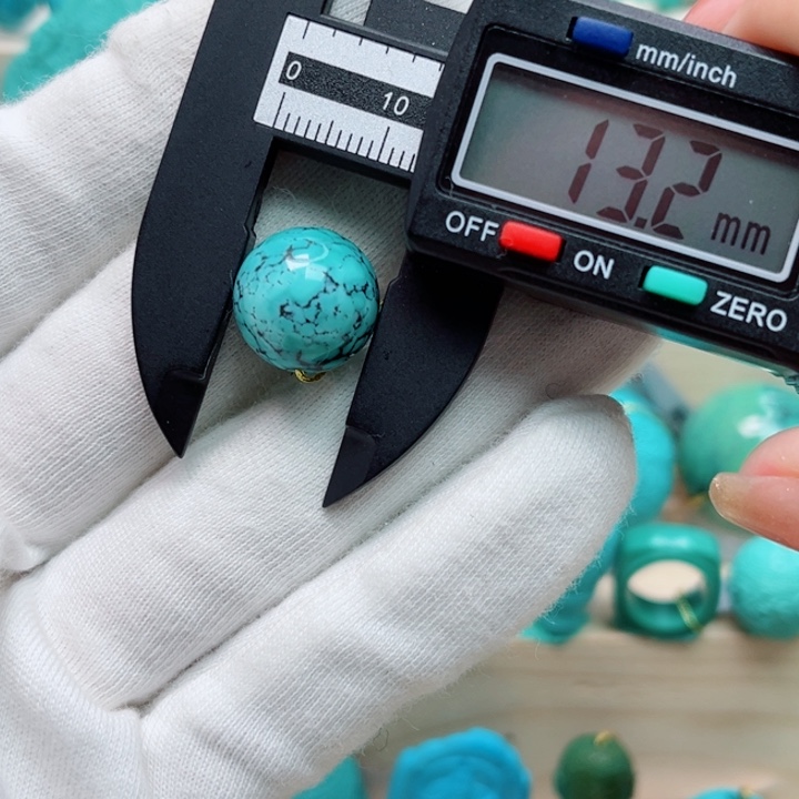 绿松石珠宝未镶嵌