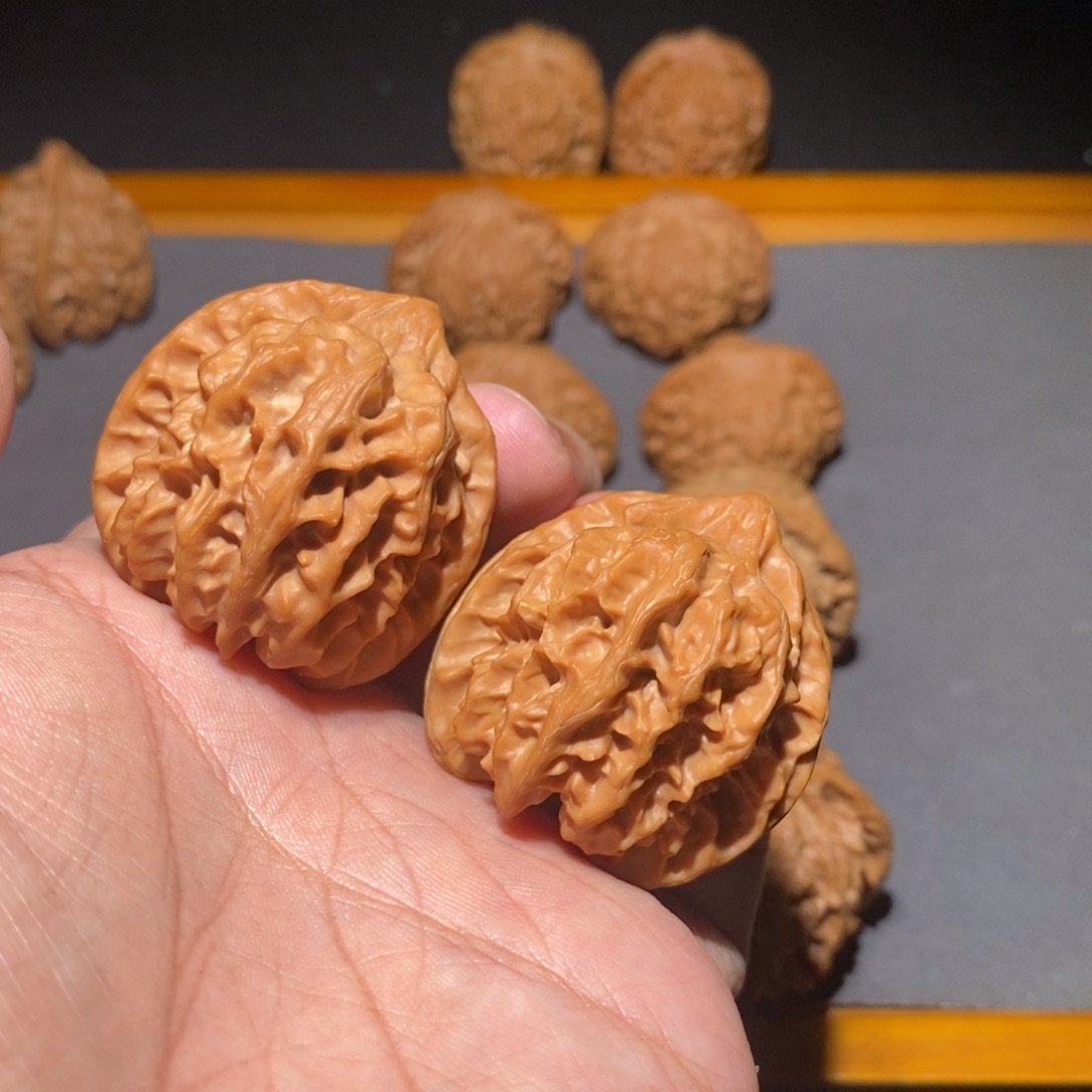 文玩核桃把件38大龙