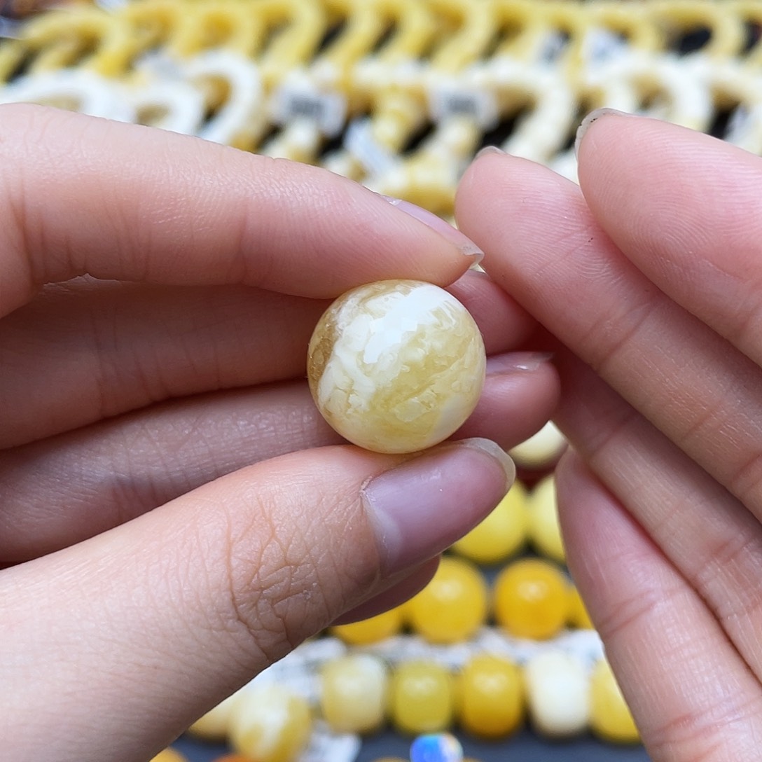 未镶嵌琥珀裸石圆珠16.9mm