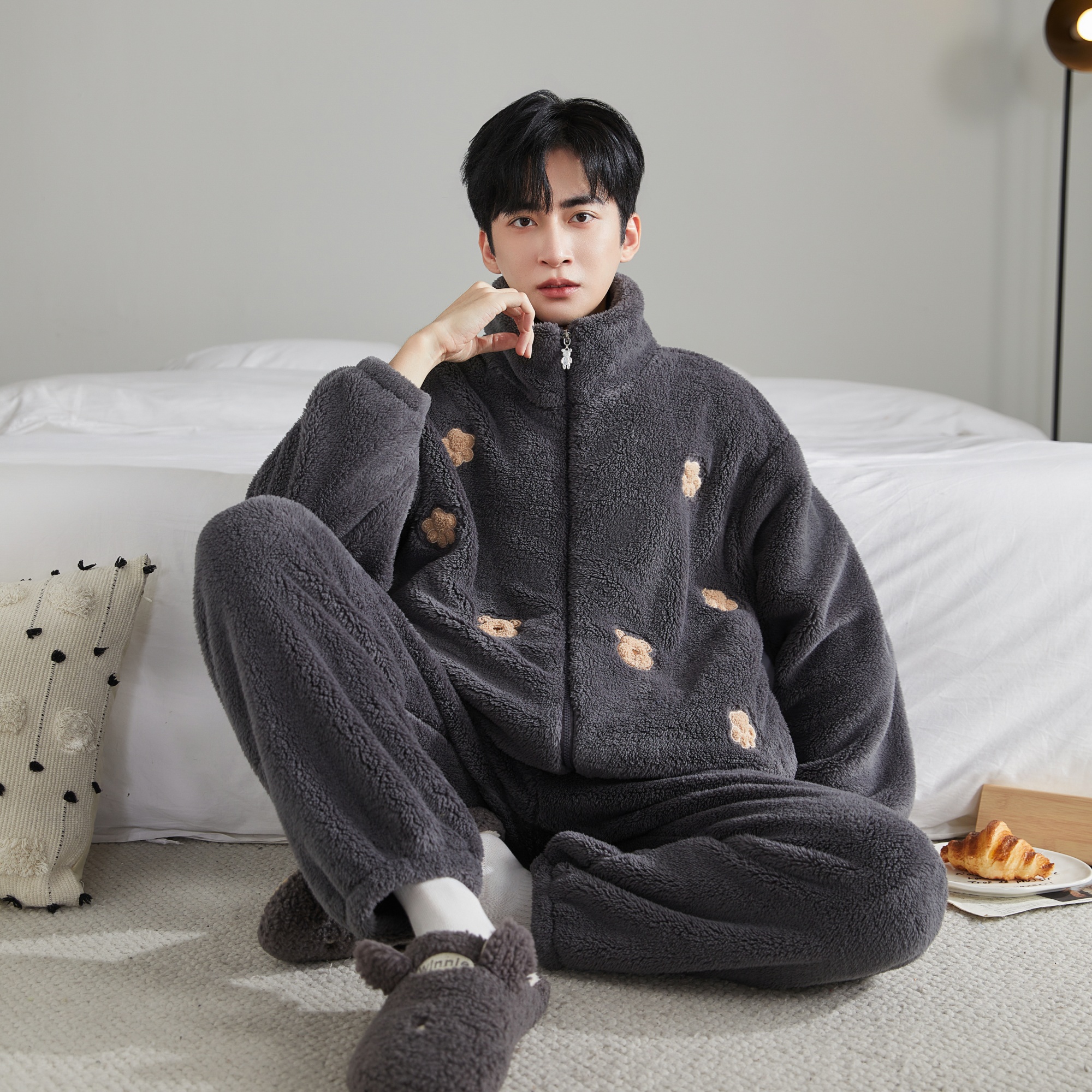 冬季新款加绒加厚升级版（云朵绒）家外两穿保暖睡衣家居服