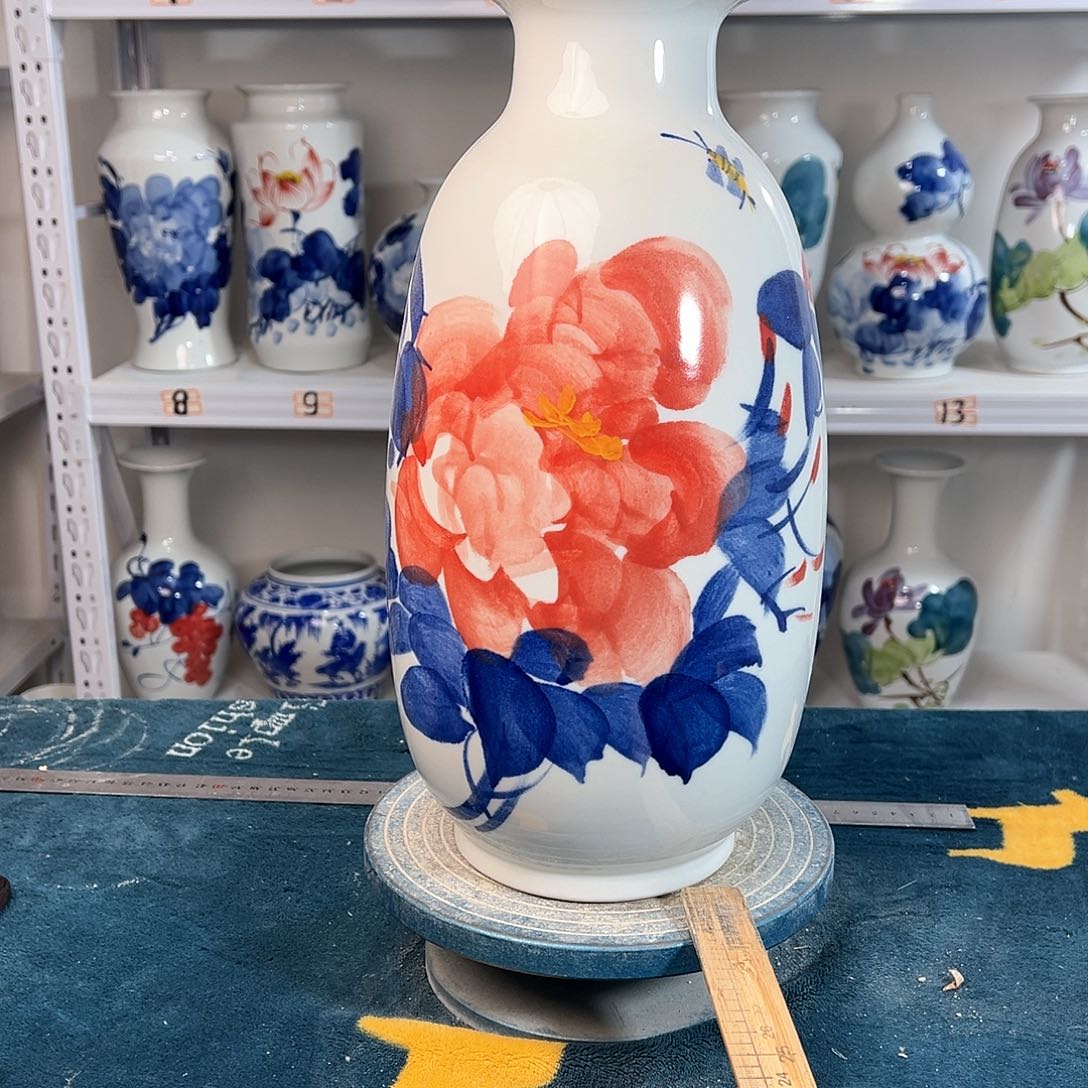 摆件景德镇陶瓷冬红牡