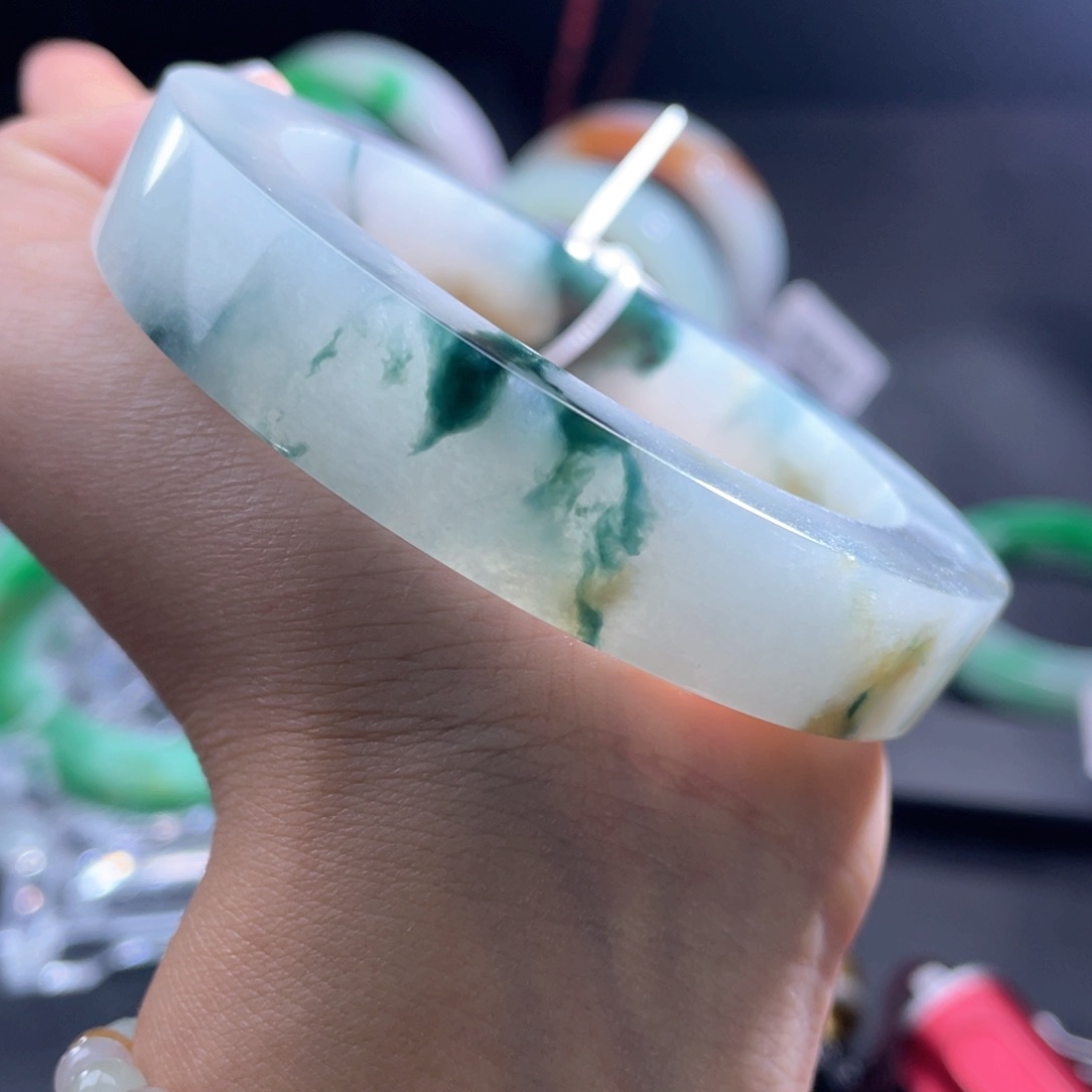 未镶嵌手镯定制翡翠