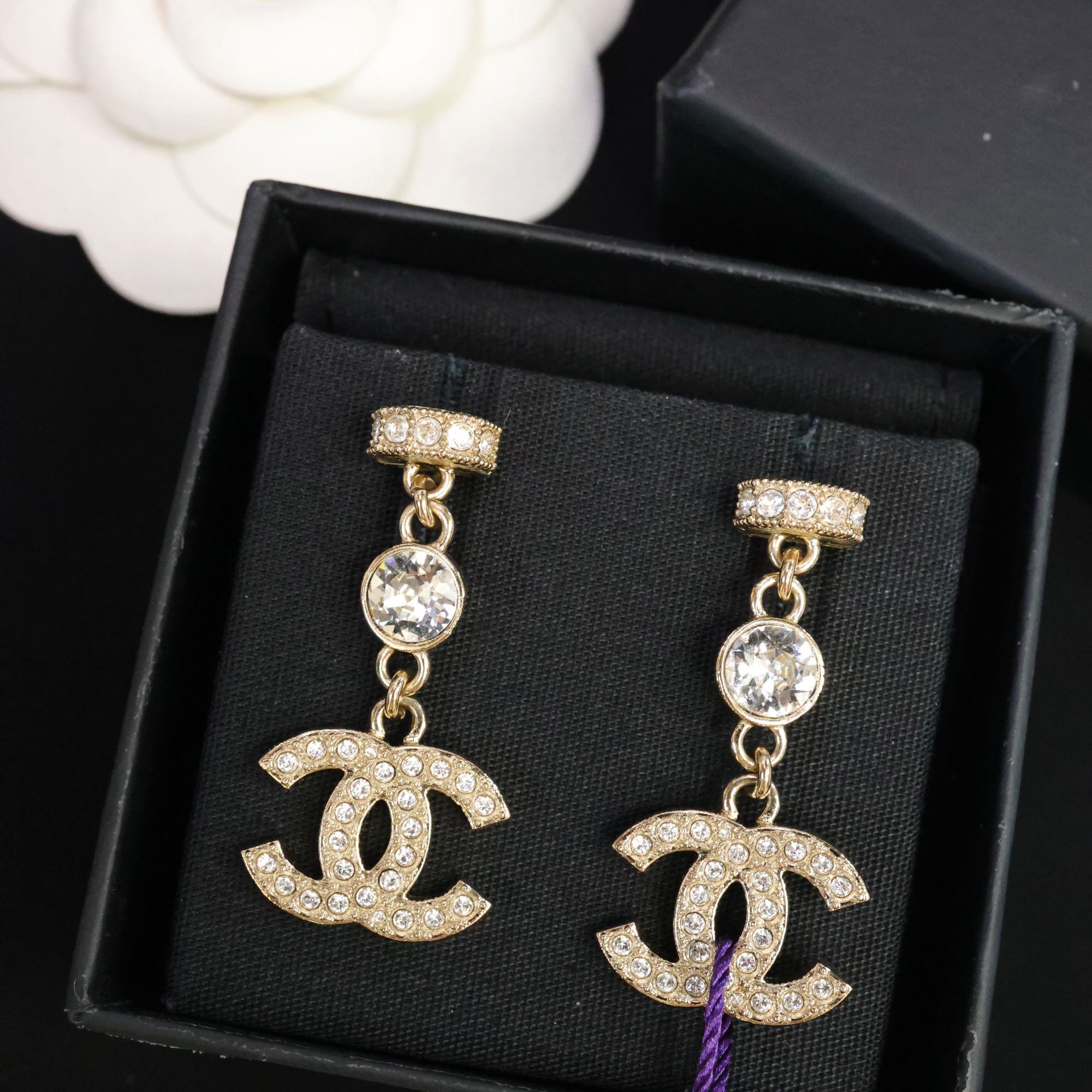 未使用 Chanel/香奈儿 24年新款金色满钻双C吊坠耳环 06154