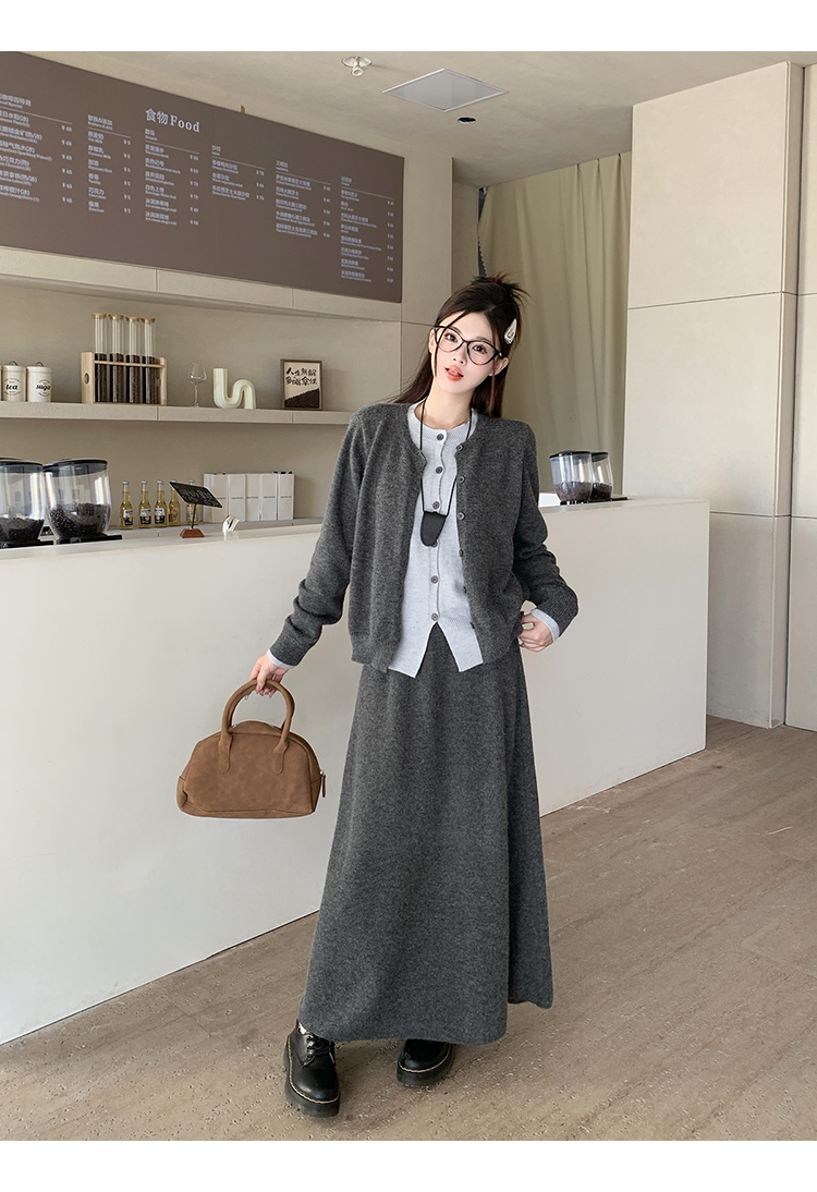 2025秋冬新款胖mm大码女慵懒风软糯假两件毛衣上衣半身裙套装