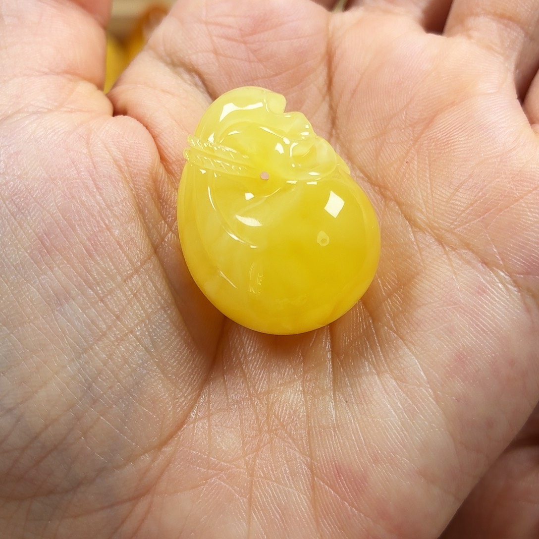 蜜蜡未镶嵌颈饰焦皮浓蜡妖花钱袋