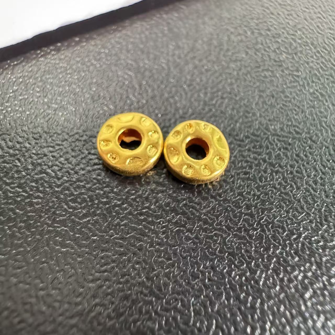 足金小配饰约0.05g-多样性发货