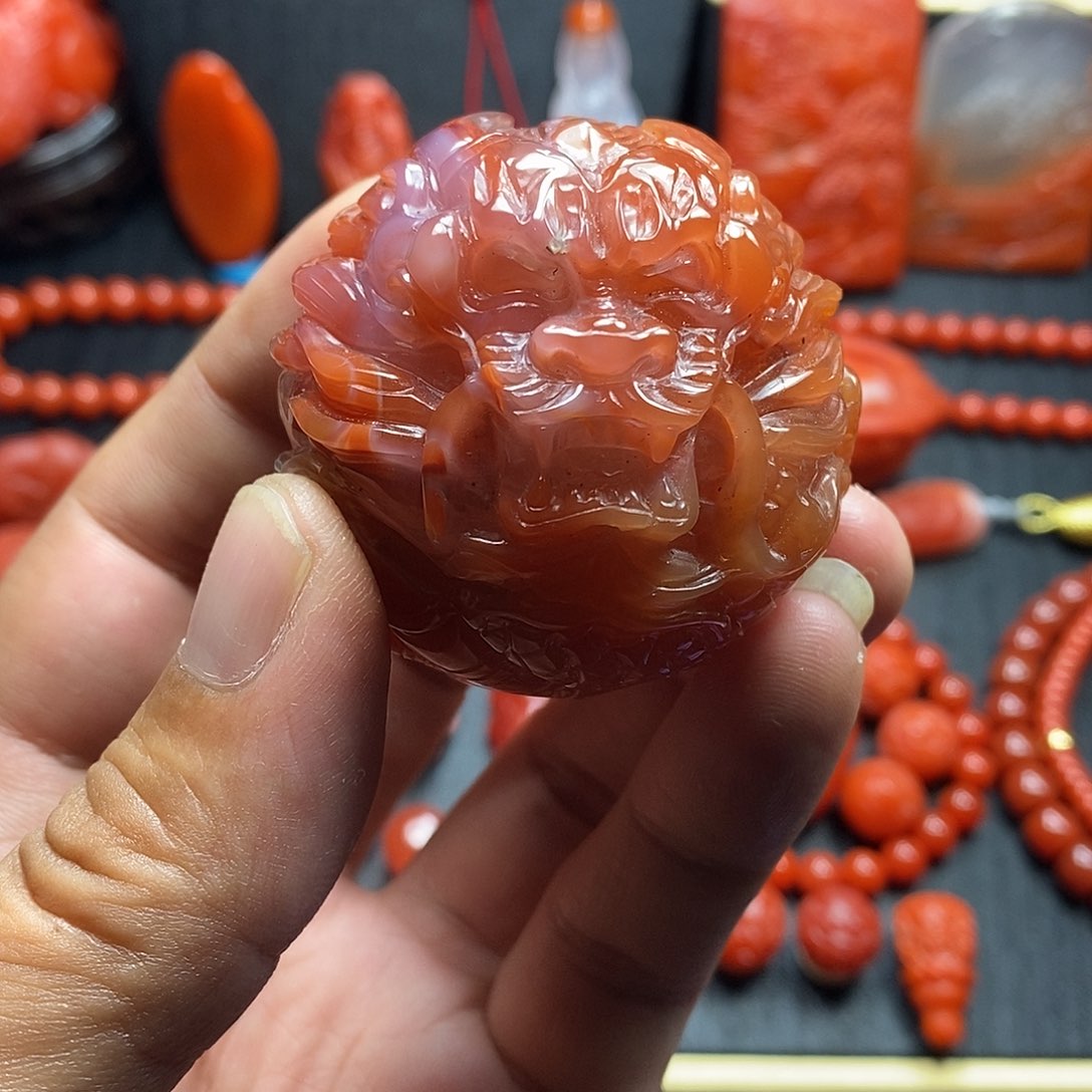 南红玛瑙配饰未镶嵌