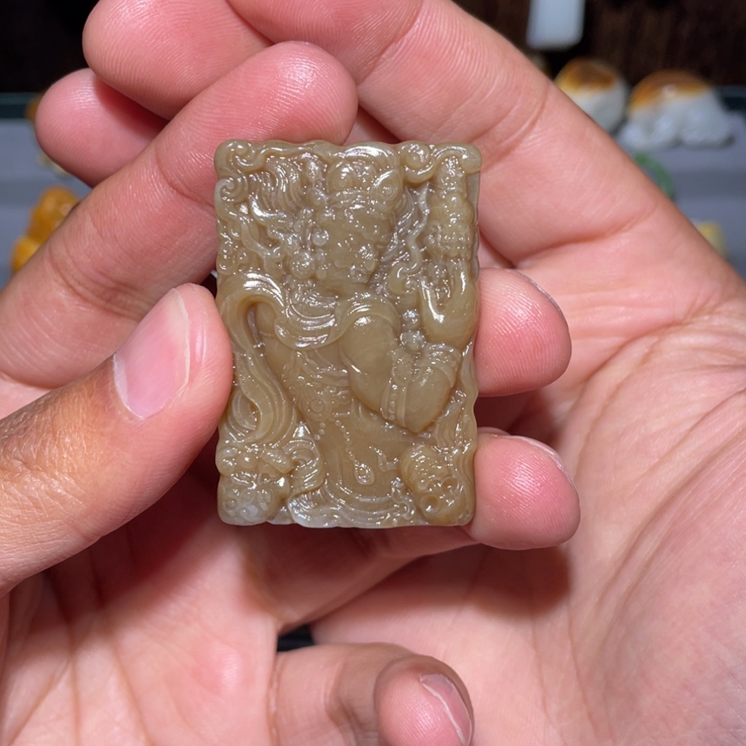 三***堂和田玉未镶嵌车挂