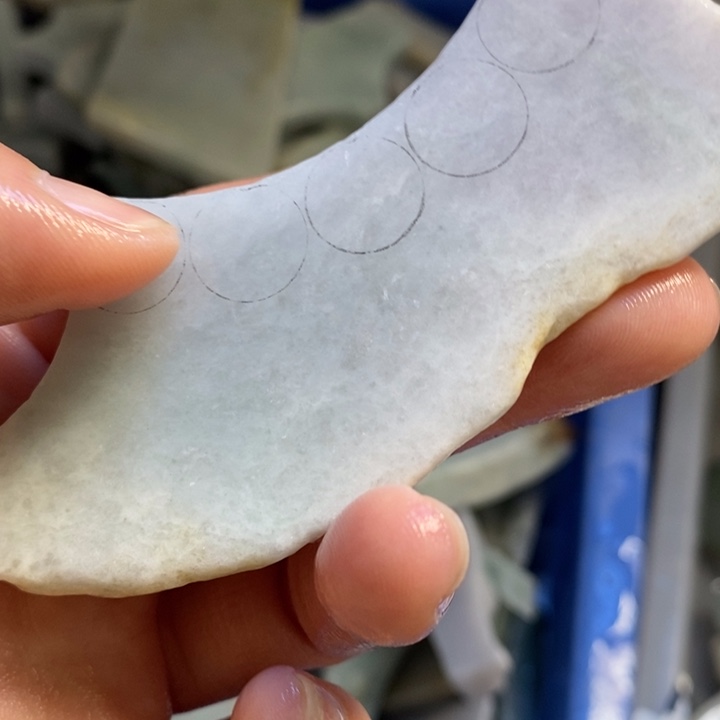 翡翠裸石翡翠边角料