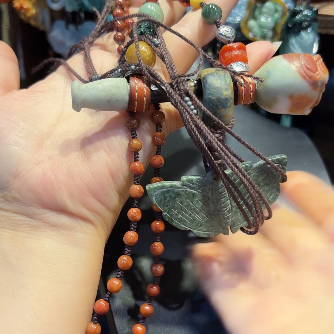 翡翠未镶嵌颈饰原创