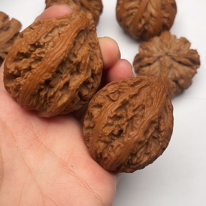 奔***刷核桃秦岭文玩核桃核桃