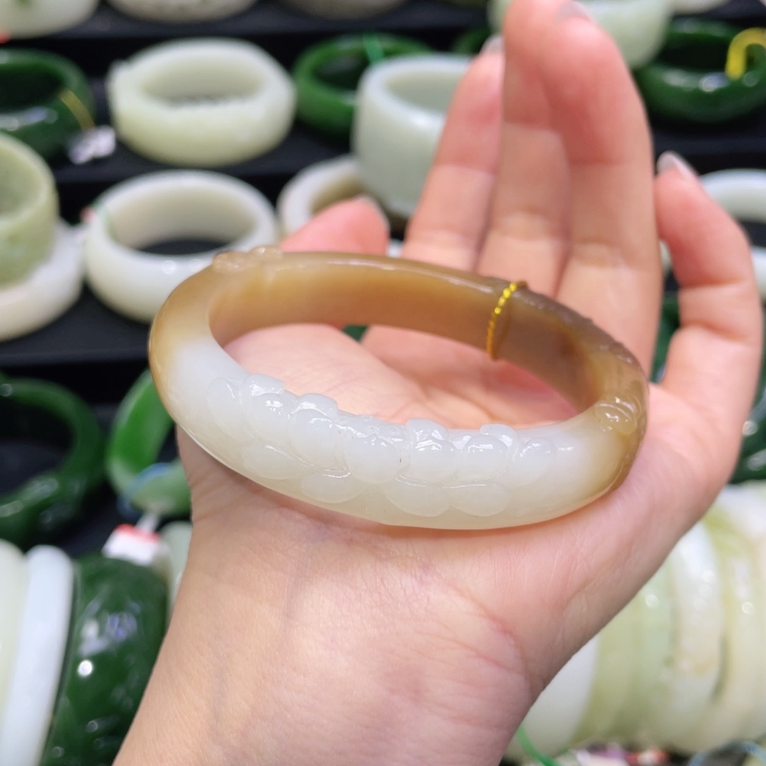 未镶嵌手镯和田玉79