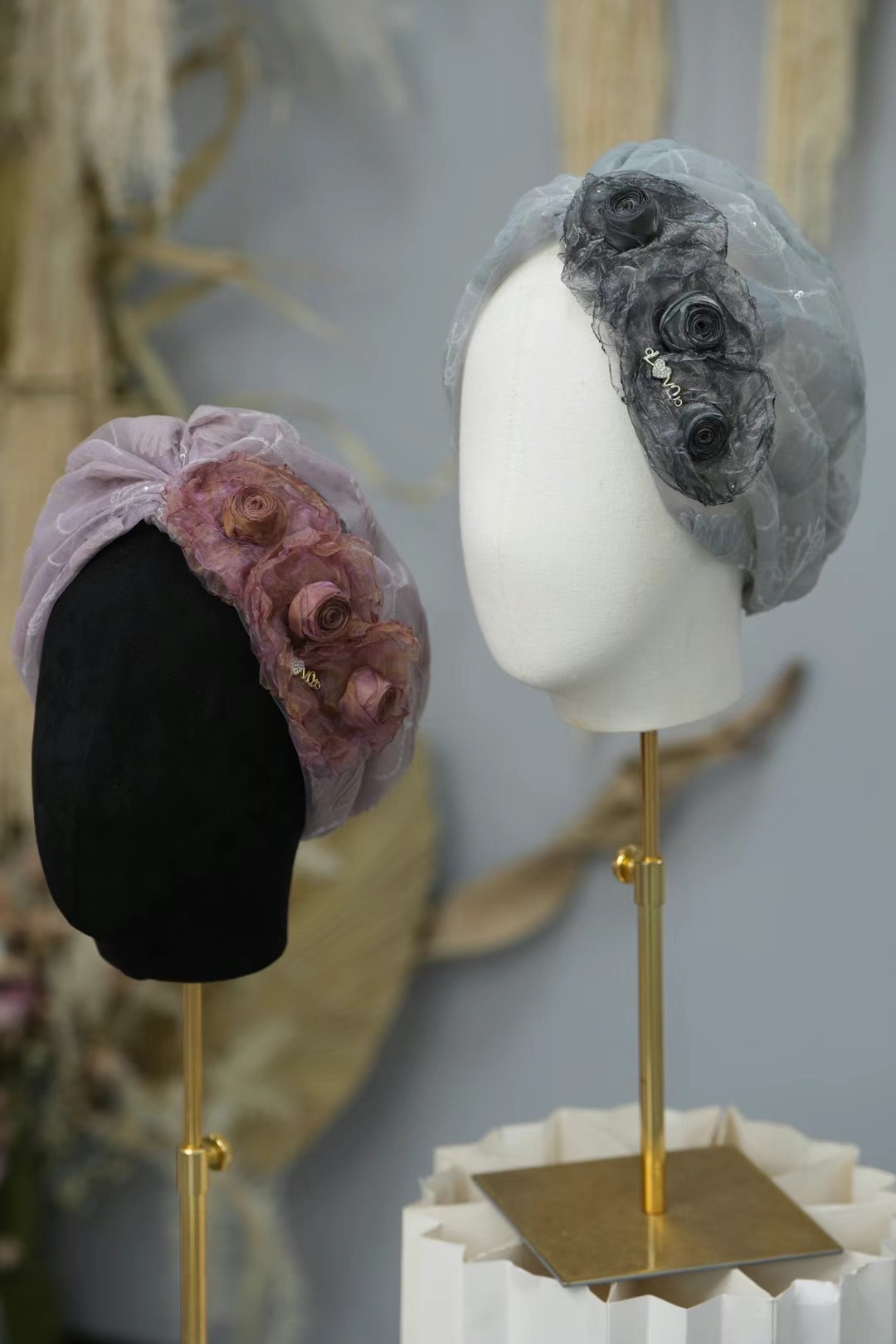 重工包头发戴帽子