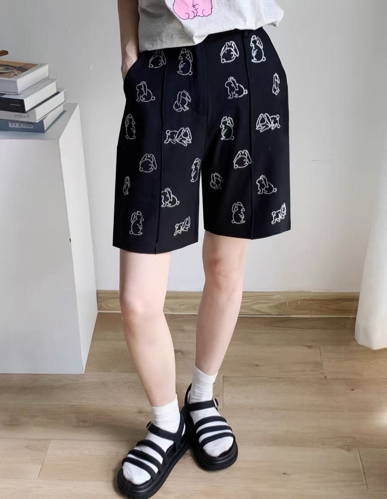 兔子钻   西装中裤