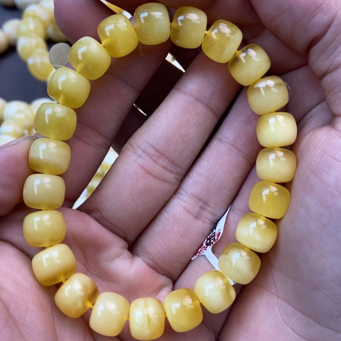 未镶嵌琥珀珠宝奇石4