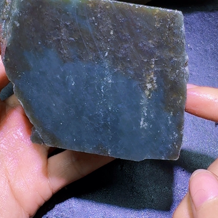 未镶嵌和田玉（糖玉）珠宝半成品