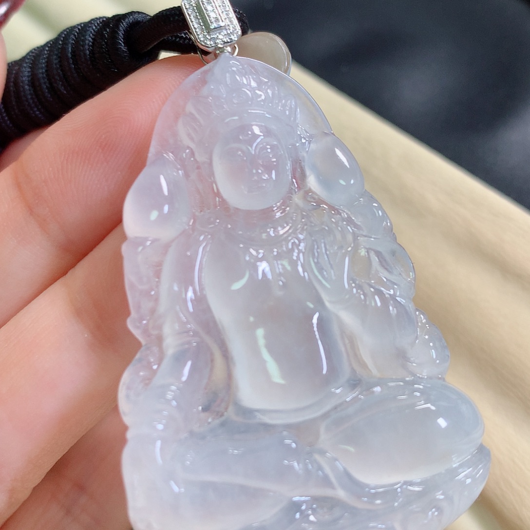 翡翠18K金镶嵌颈饰度母