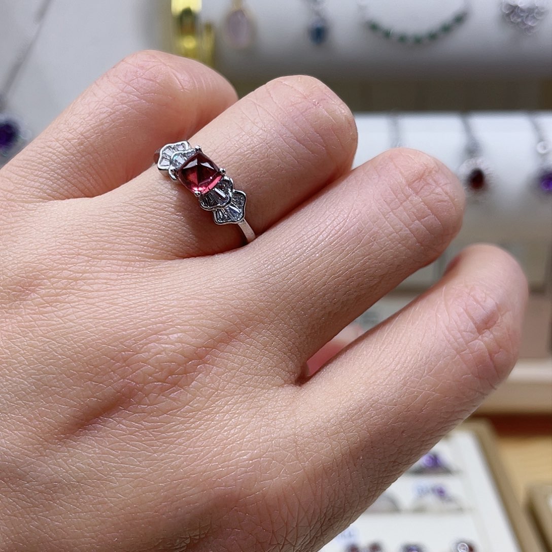 石榴石戒指银S925镶嵌