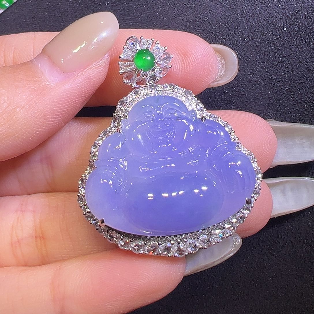 翡翠18K金镶嵌颈饰佛公