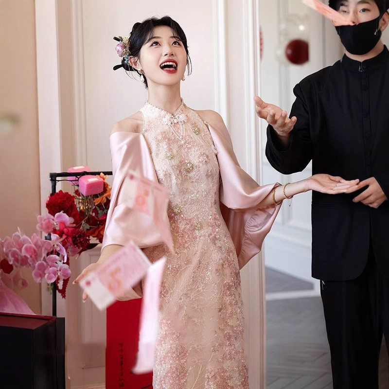 粉色高端敬酒服旗袍女2025新款新中式订婚礼服高级新娘结婚晨袍