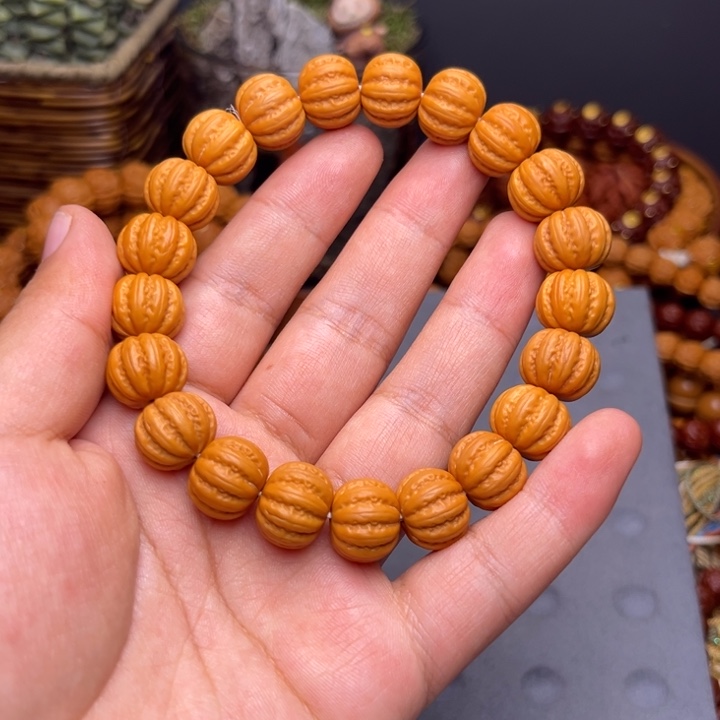 吊坠猴头核桃1.3左右