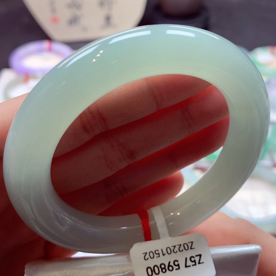 翡翠手镯未镶嵌11号圆条77（芙蓉种）