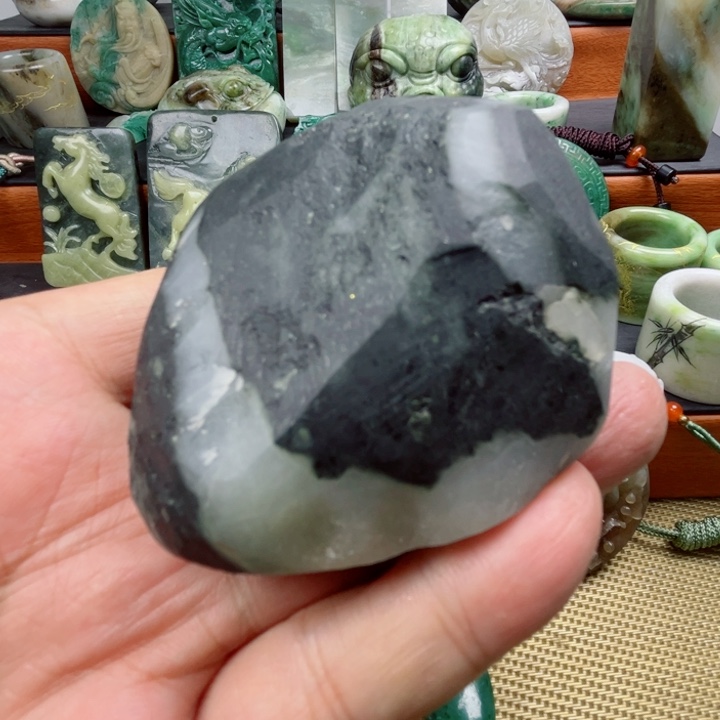 未镶嵌独山玉珠宝半成品