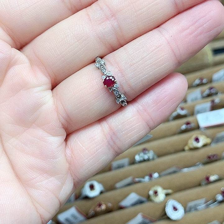 银S925镶嵌戒指红宝石