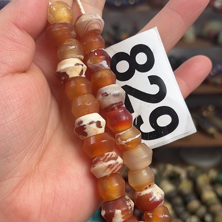 玛瑙/玉髓颈饰合金